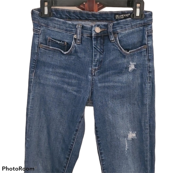 [BlankNYC] Midrise Skinny Jeans - Picture 2 of 12